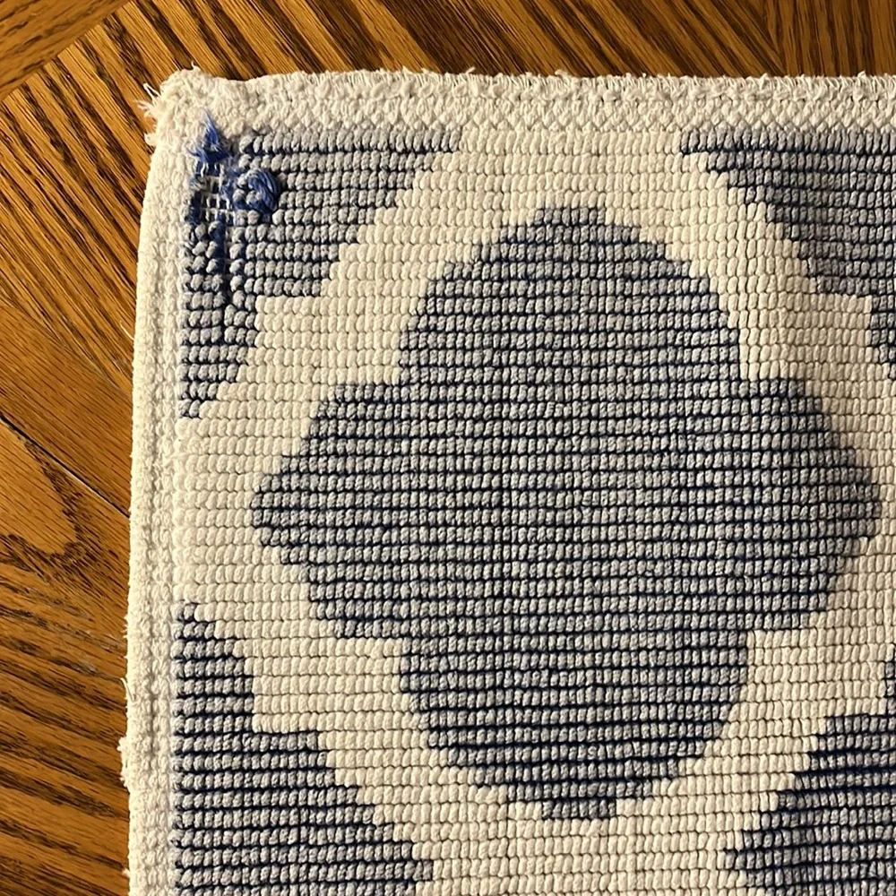 Natural Cotton Bath Mat / Throw Rug White & Blue Design